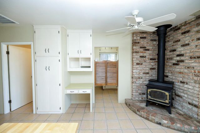 13249 Lake Rd, Hickman, CA 95323