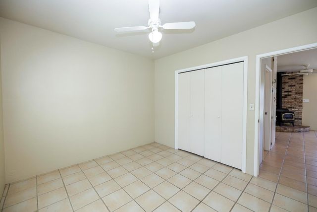 13249 Lake Rd, Hickman, CA 95323