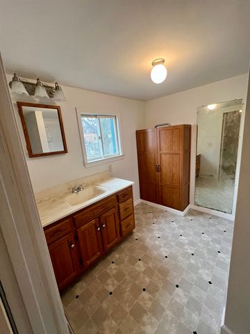 526 Hannah Avenue, Alma, MI 48801