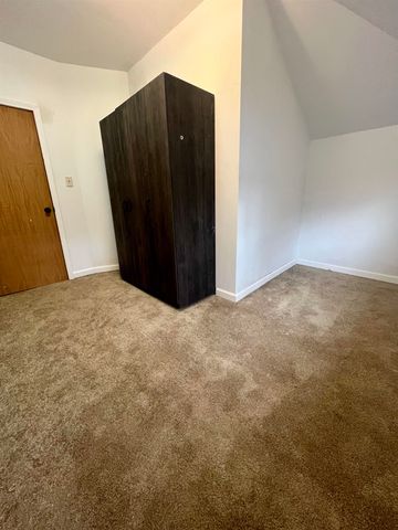 526 Hannah Avenue, Alma, MI 48801