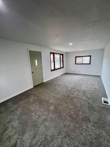 526 Hannah Avenue, Alma, MI 48801