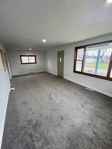 526 Hannah Avenue, Alma, MI 48801