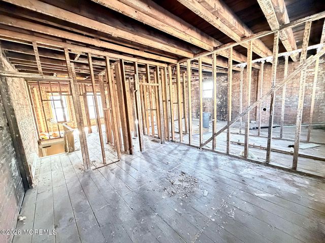 42 Broad Street, Keyport, NJ 07735