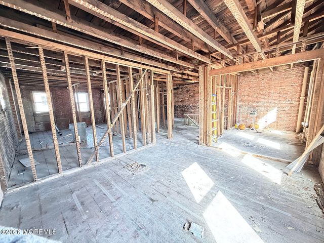 42 Broad Street, Keyport, NJ 07735