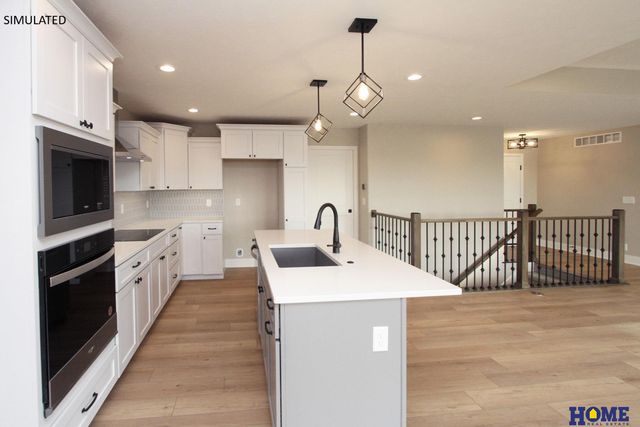 10930 Grantham Drive, Lincoln, NE 68527