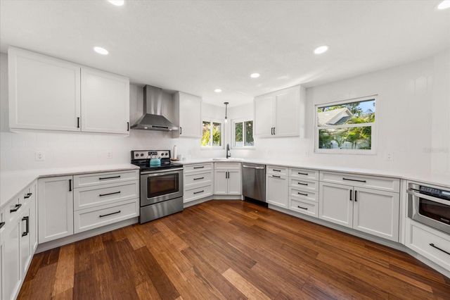 2929 LONGBROOKE WAY, Clearwater, FL 33760