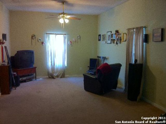 119 E DREXEL AVE, San Antonio, TX 78210