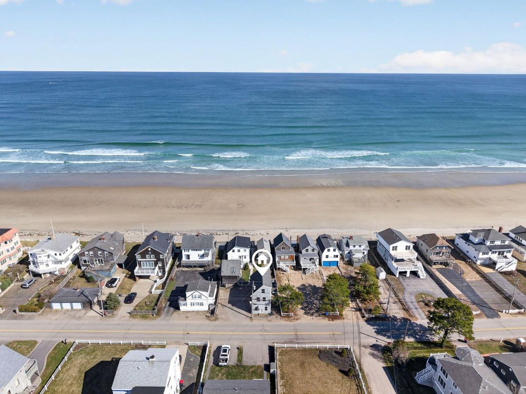 341 Ocean Avenue 1, Wells, ME 04090 — exterior