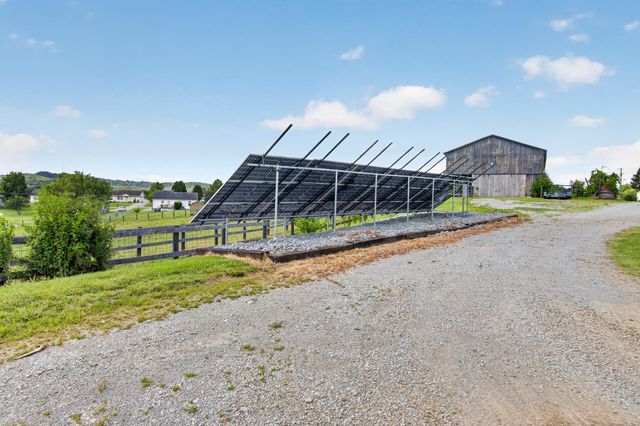 227 Rebecca Lane, Stanford, KY 40484