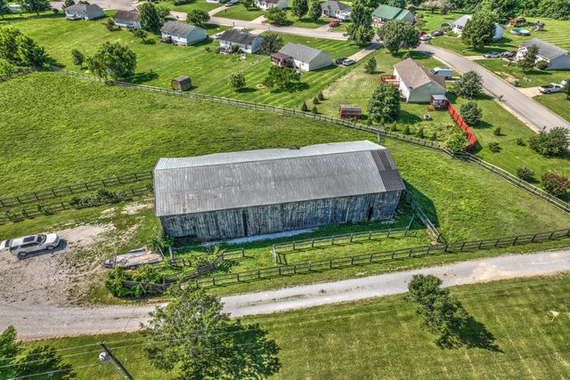 227 Rebecca Lane, Stanford, KY 40484