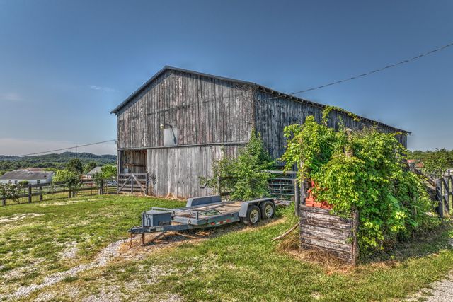 227 Rebecca Lane, Stanford, KY 40484