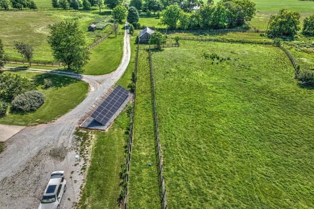 227 Rebecca Lane, Stanford, KY 40484