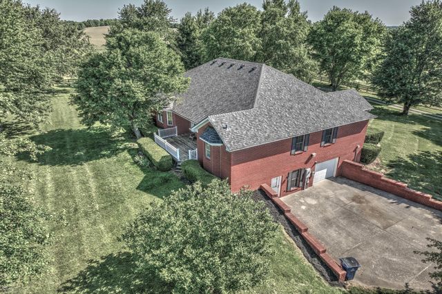 227 Rebecca Lane, Stanford, KY 40484