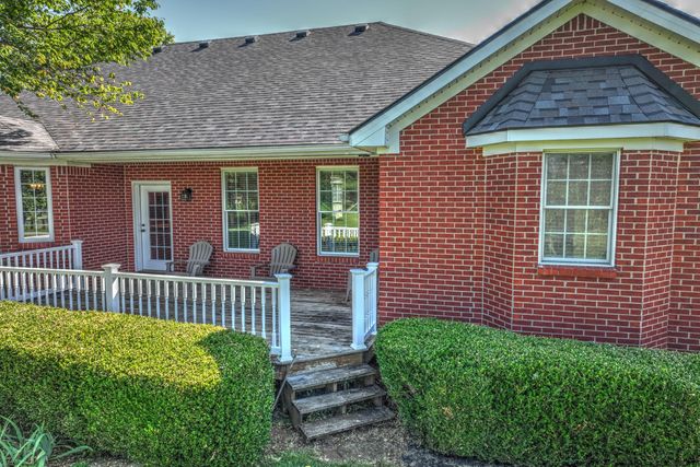 227 Rebecca Lane, Stanford, KY 40484