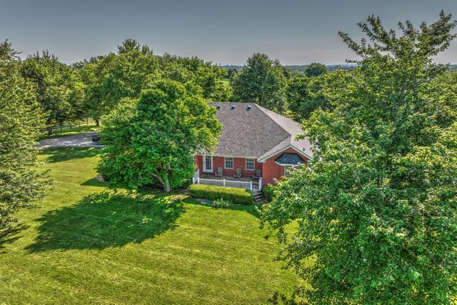 227 Rebecca Lane, Stanford, KY 40484