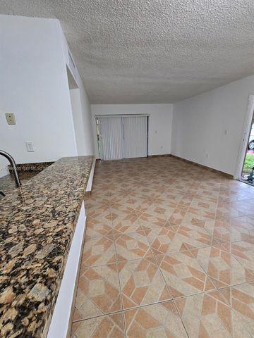 15620 SW 80th Street H-108, Miami, FL 33193