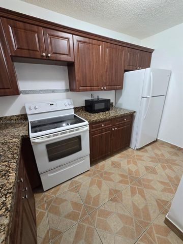15620 SW 80th Street H-108, Miami, FL 33193