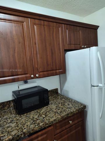 15620 SW 80th Street H-108, Miami, FL 33193