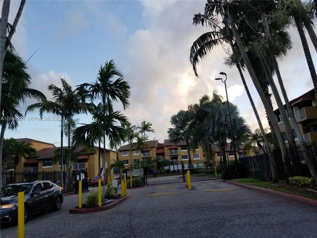 15620 SW 80th Street H-108, Miami, FL 33193