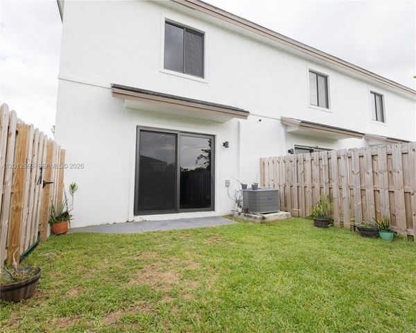 10807 SW 232nd Ter, Homestead, FL 33032