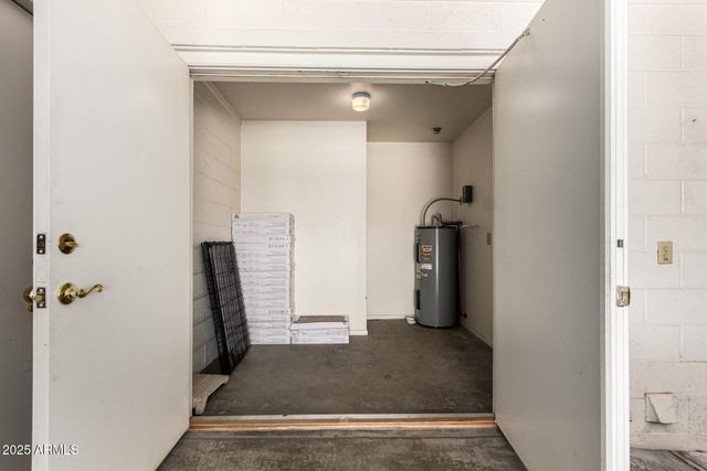 8016 E MEDINA Avenue, Mesa, AZ 85209