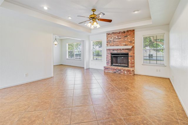 181 Cypress PT, Meadowlakes, TX 78654