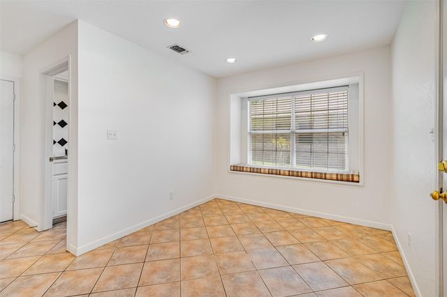 181 Cypress PT, Meadowlakes, TX 78654