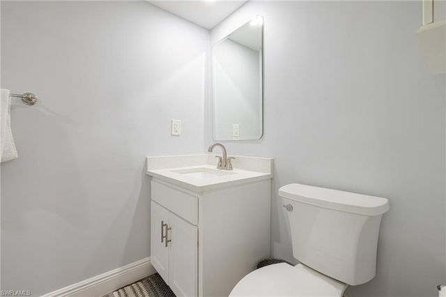 600 Misty Pines CIR 104, Naples, FL 34105