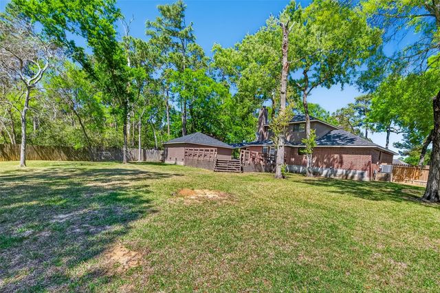 1015 Oak Leaf Street, La Porte, TX 77571