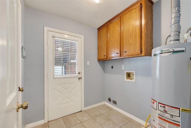 1015 Oak Leaf Street, La Porte, TX 77571