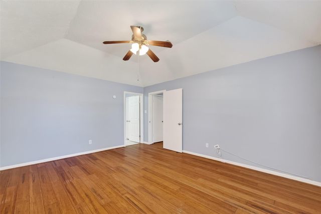 1015 Oak Leaf Street, La Porte, TX 77571