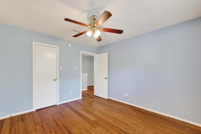 1015 Oak Leaf Street, La Porte, TX 77571