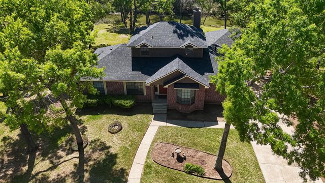1015 Oak Leaf Street, La Porte, TX 77571
