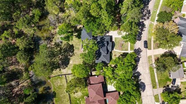 1015 Oak Leaf Street, La Porte, TX 77571