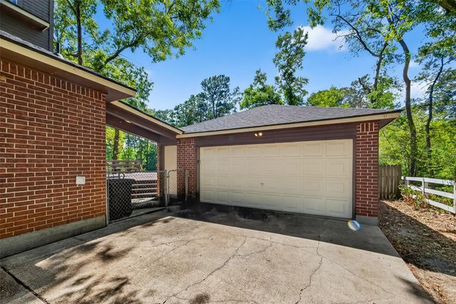 1015 Oak Leaf Street, La Porte, TX 77571