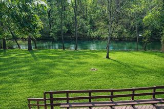 1015 Oak Leaf Street, La Porte, TX 77571