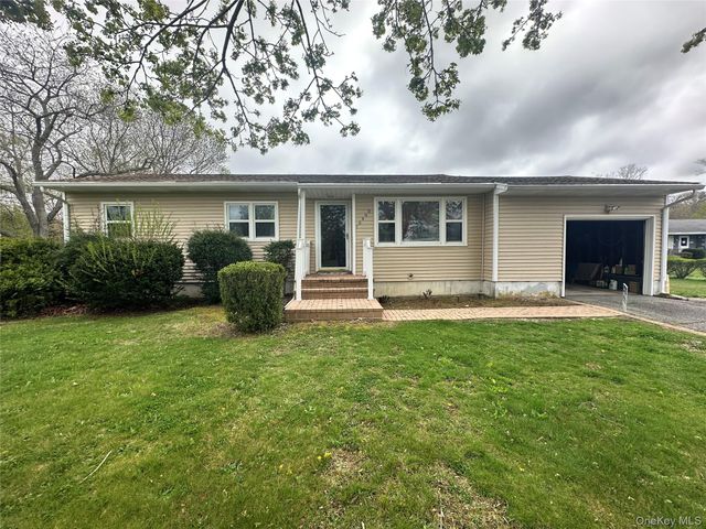 16400 County Road 48, Cutchogue, NY 11935