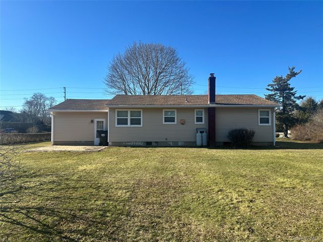 16400 County Road 48, Cutchogue, NY 11935
