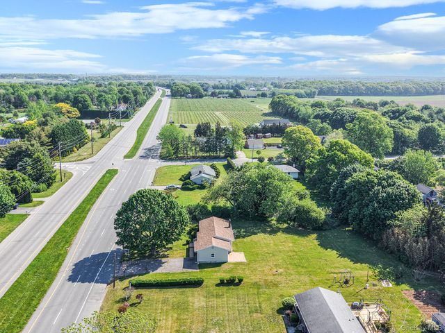 16400 County Road 48, Cutchogue, NY 11935