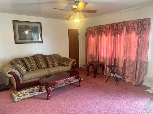 16400 County Road 48, Cutchogue, NY 11935