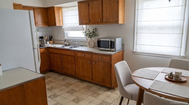 16400 County Road 48, Cutchogue, NY 11935
