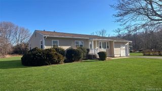16400 County Road 48, Cutchogue, NY 11935