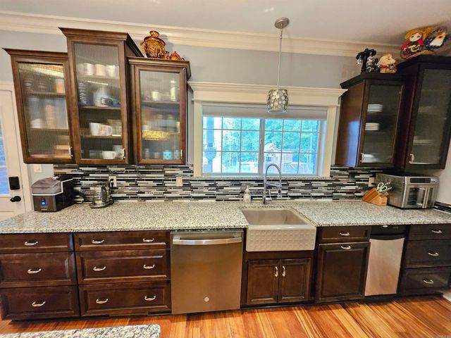 9770 Springhill Farms Drive, Alexander, AR 72002