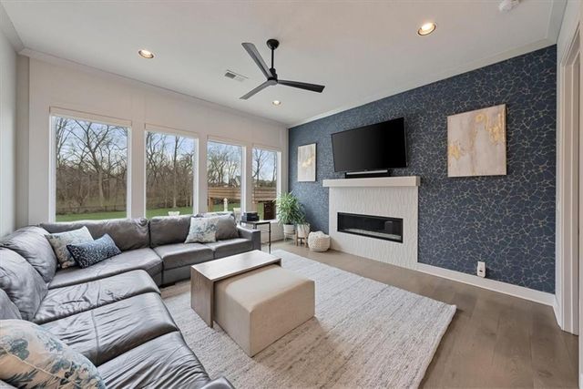 12715 W 146th Street, Olathe, KS 66062