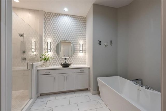 12715 W 146th Street, Olathe, KS 66062