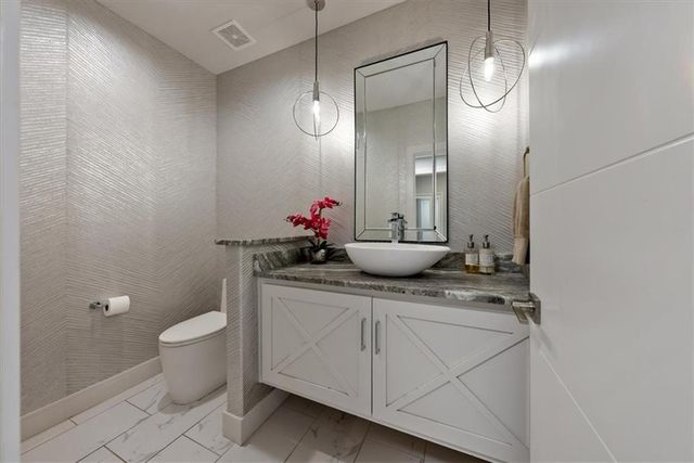 12715 W 146th Street, Olathe, KS 66062