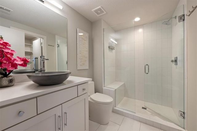 12715 W 146th Street, Olathe, KS 66062