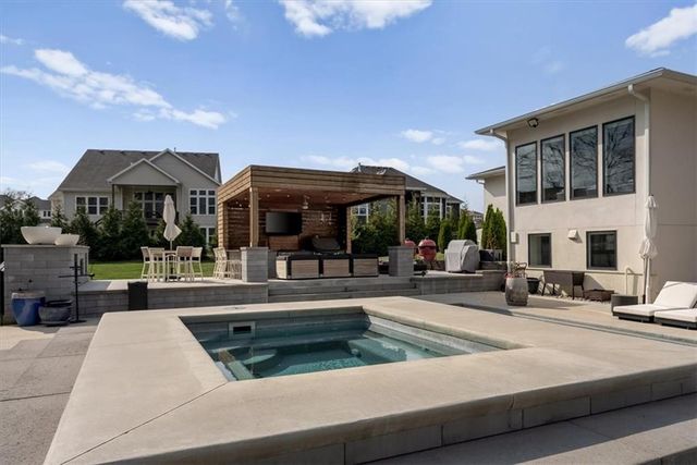 12715 W 146th Street, Olathe, KS 66062