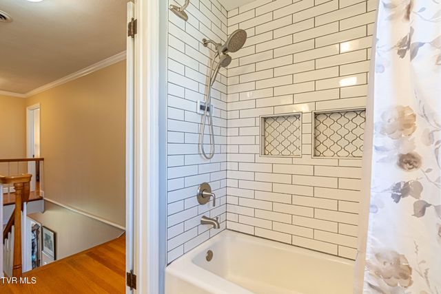 442 South Monte Vista Drive, Glade Spring, VA 24340