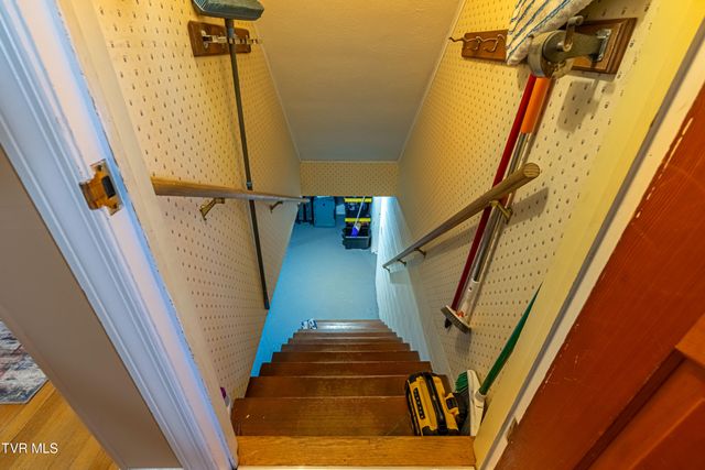 442 South Monte Vista Drive, Glade Spring, VA 24340